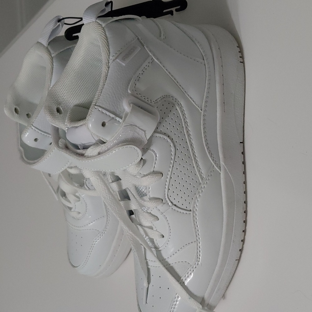 AND1 womens White High Top Sneakers Size 7 - Picture 3 of 5